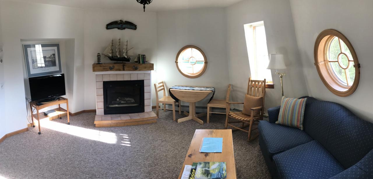 Gills Rock Harbor Light Inn מראה חיצוני תמונה